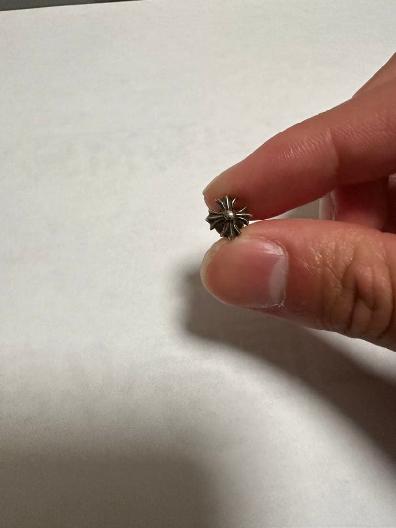 クロムハーツ CHプラススタッドピアス