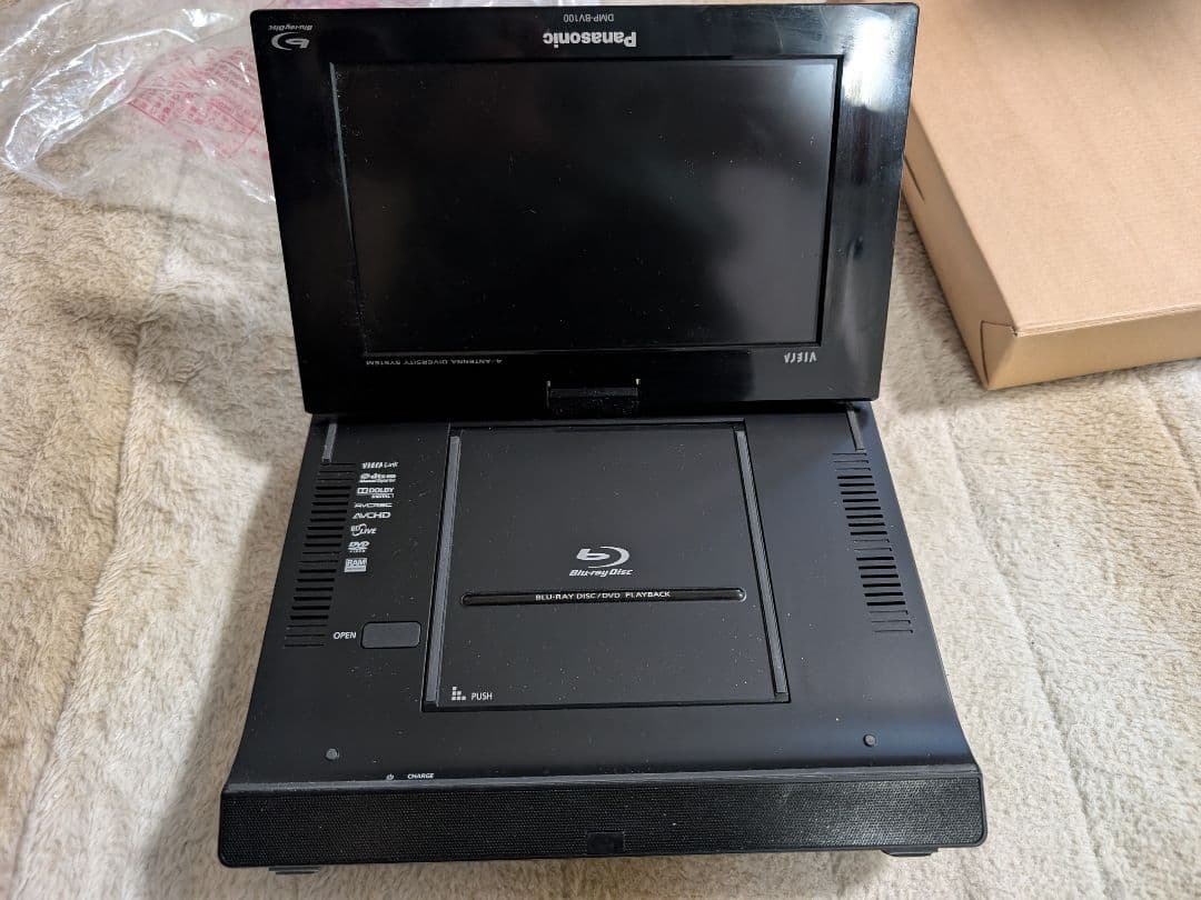 美品）Panasonic DMP-BV100-K ポータブルブルーレイプレーヤー