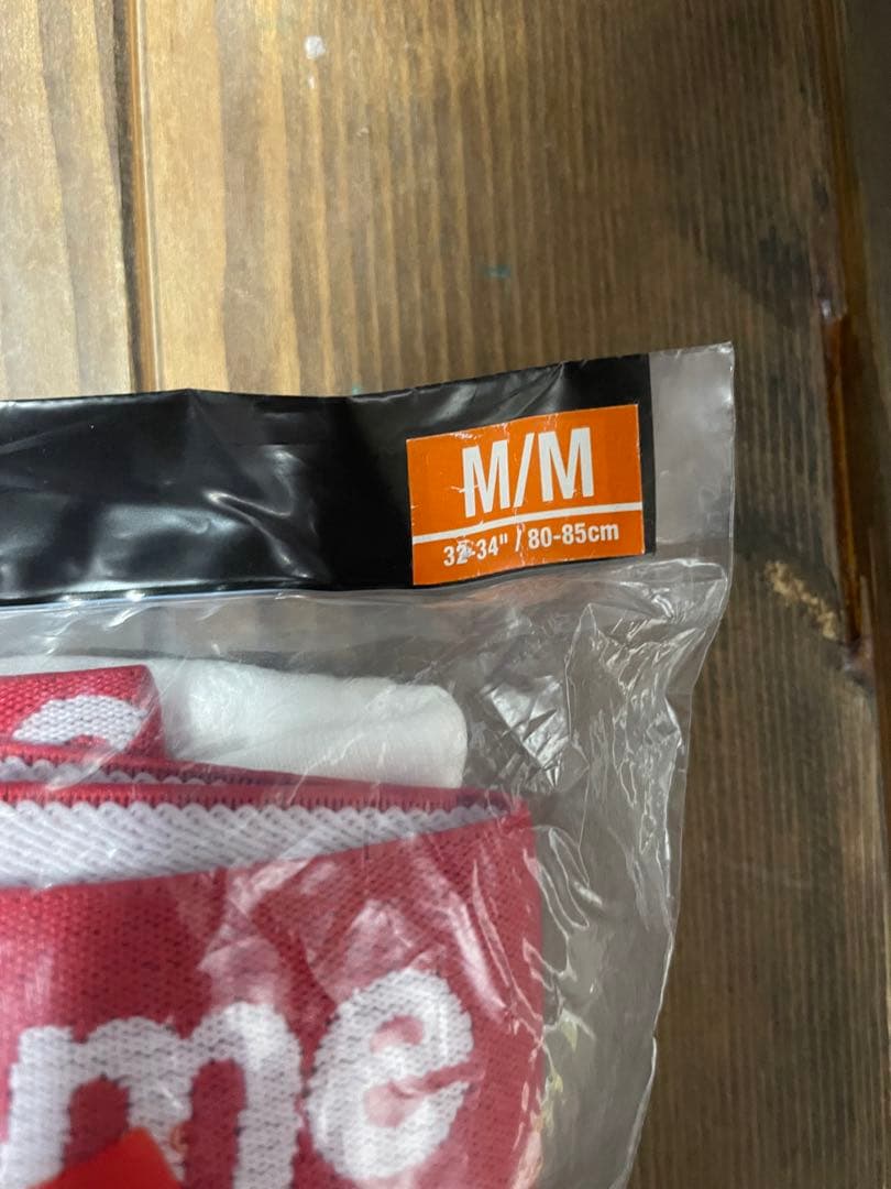 Supreme ボクサーパンツ 未開封　4枚セット　M　6666円にお値下げ可能