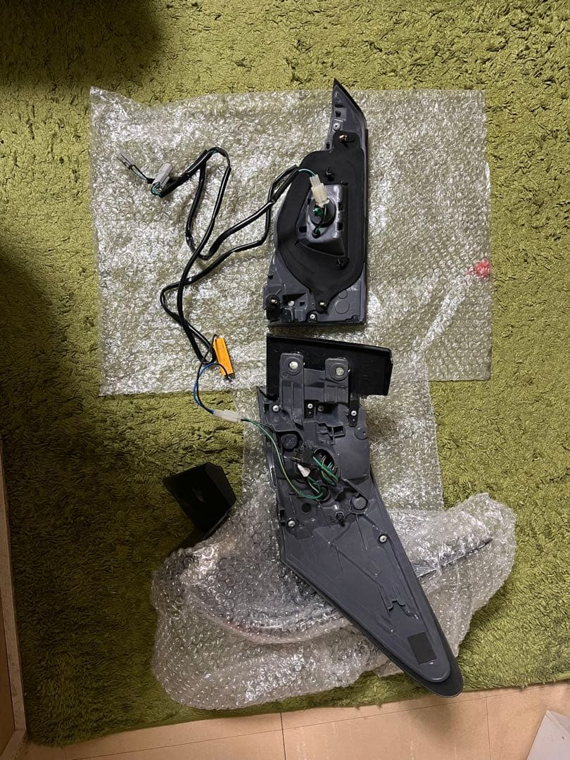 CT200h テールランプ クリスタルアイ ファイバーLED 流れるウインカー