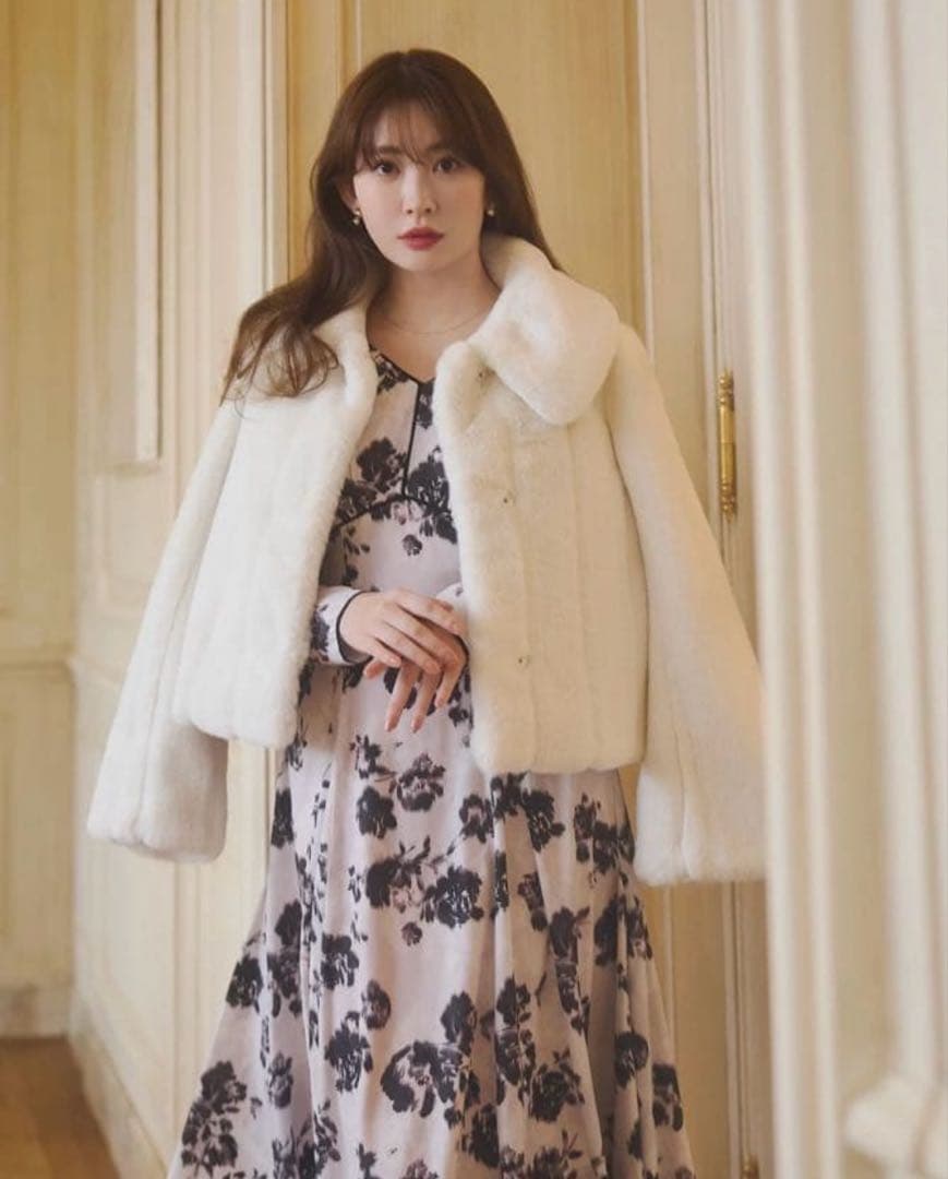 ワンピース Herlipto Winter Rose Dress