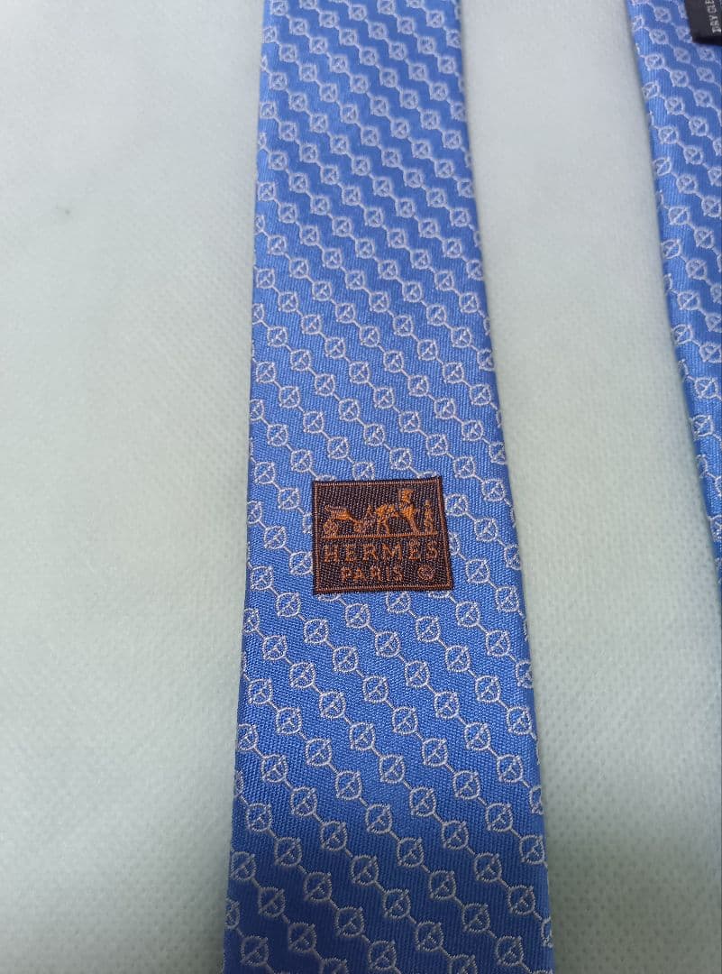 【未使用】HERMES　エルメス　ネクタイ　ブルー　高級　お洒落　ダンヒル