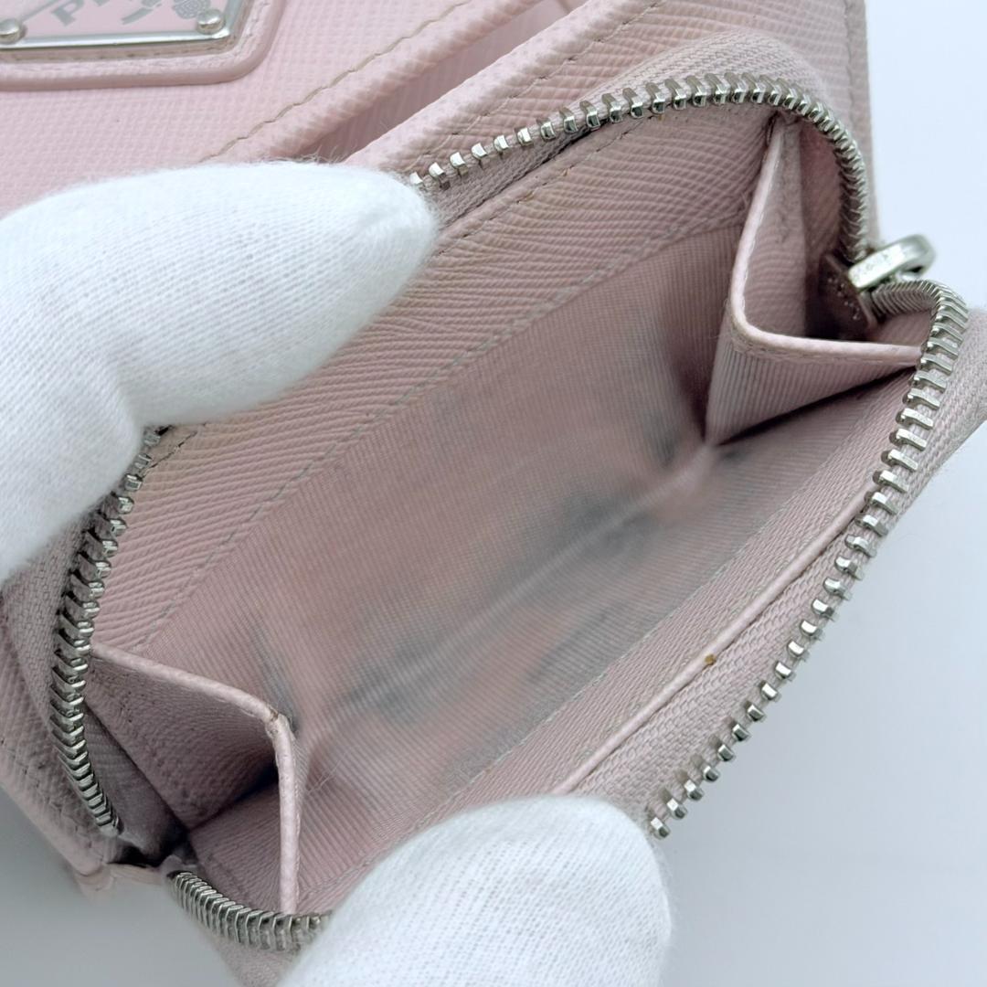 PRADA プラダ サフィアーノ コンパクウォレット 三角ロゴ 三つ折り ピンク