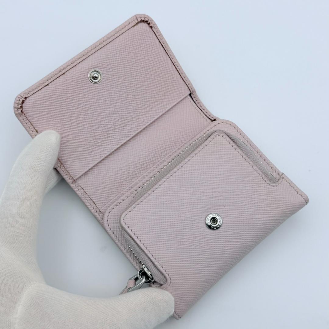 PRADA プラダ サフィアーノ コンパクウォレット 三角ロゴ 三つ折り ピンク