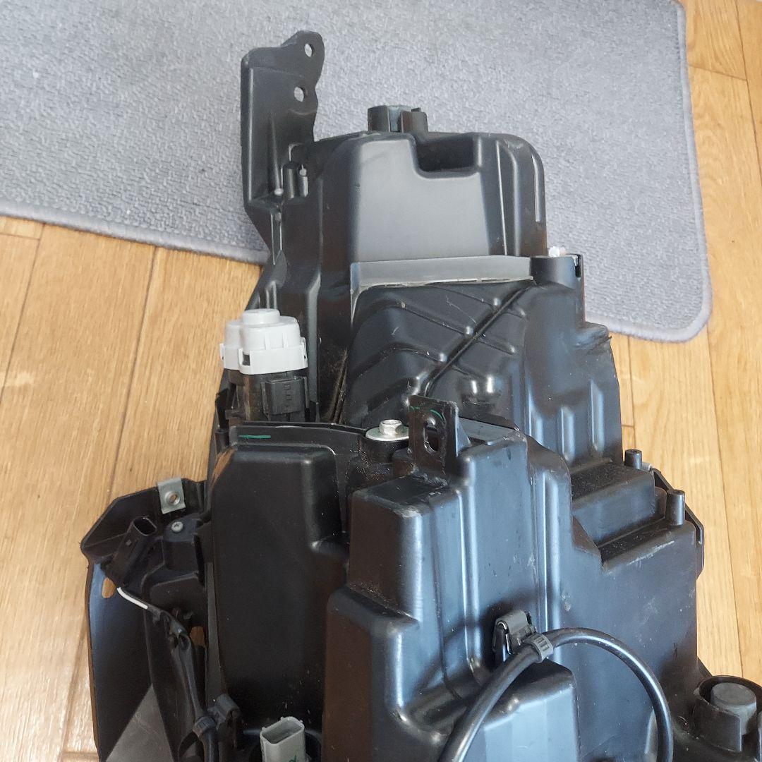 専用カークレスト様　スズキ純正　スイフト　ヘッドライト