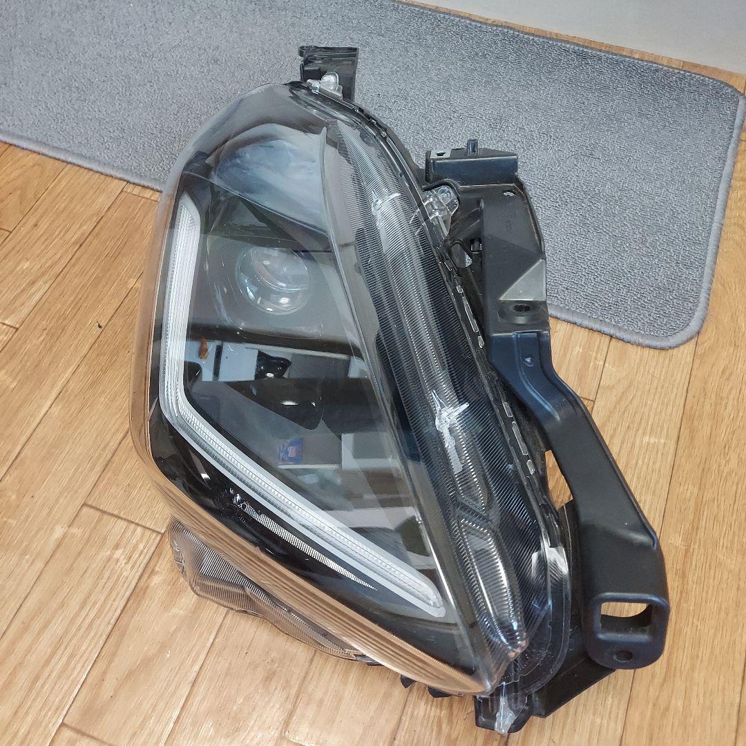 専用カークレスト様　スズキ純正　スイフト　ヘッドライト