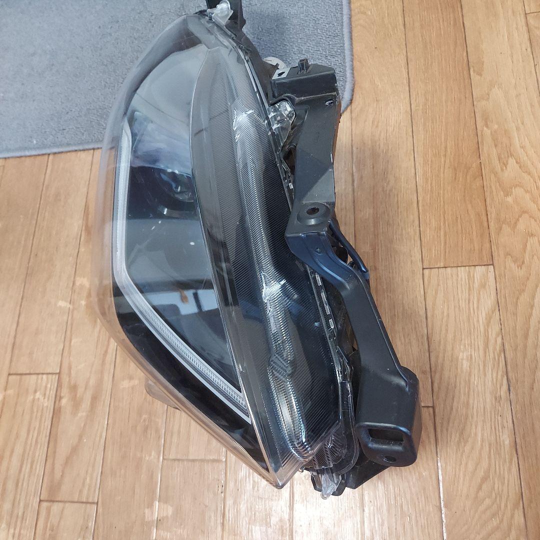 専用カークレスト様　スズキ純正　スイフト　ヘッドライト