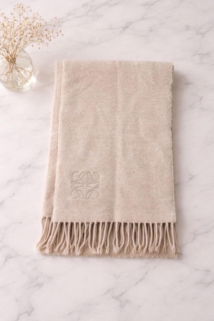 LOEWE ベージュ マフラー