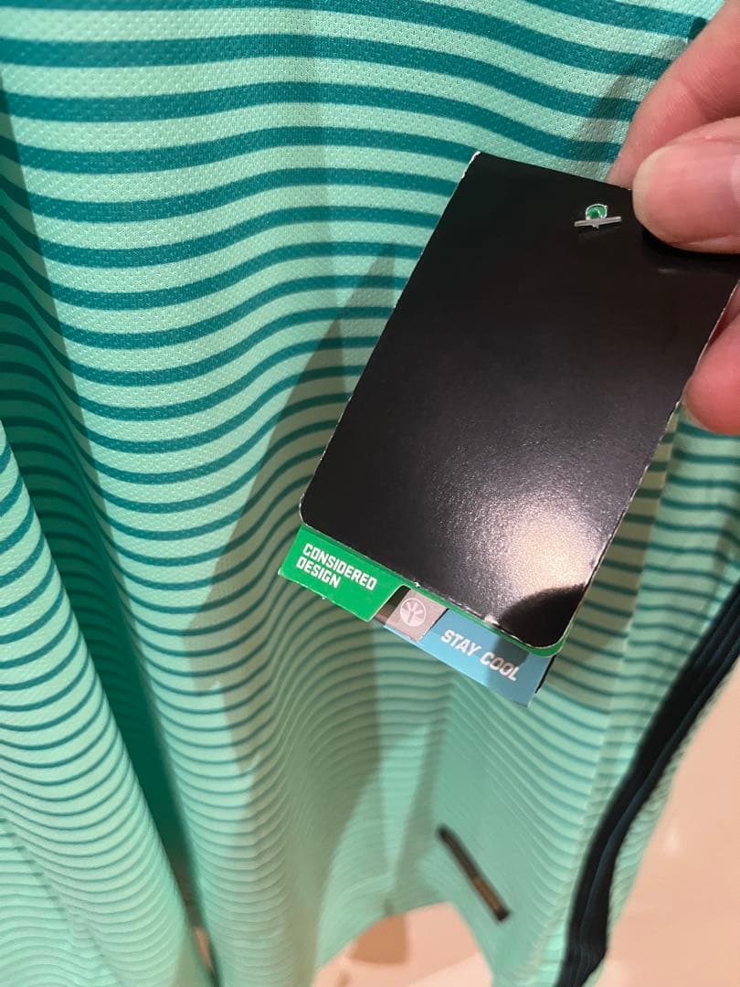 サッカー　NIKE バルセロナ ネイマール　ユニフォーム　未使用、タグ付き