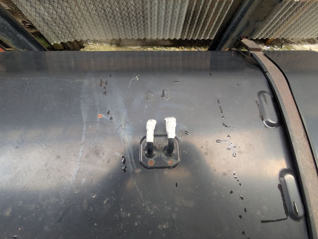 三菱ふそう 大型トラック燃料タンク 300リットル