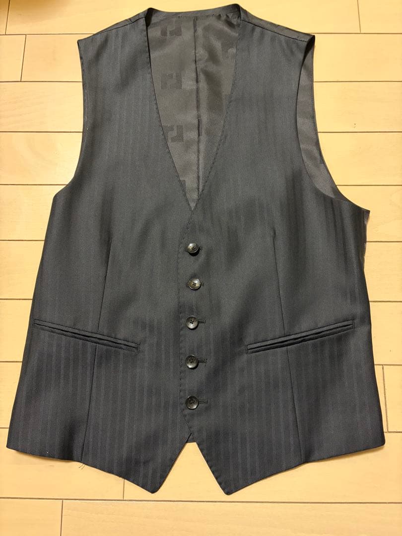 極美品。renoma。濃紺 ストライプ スーツ