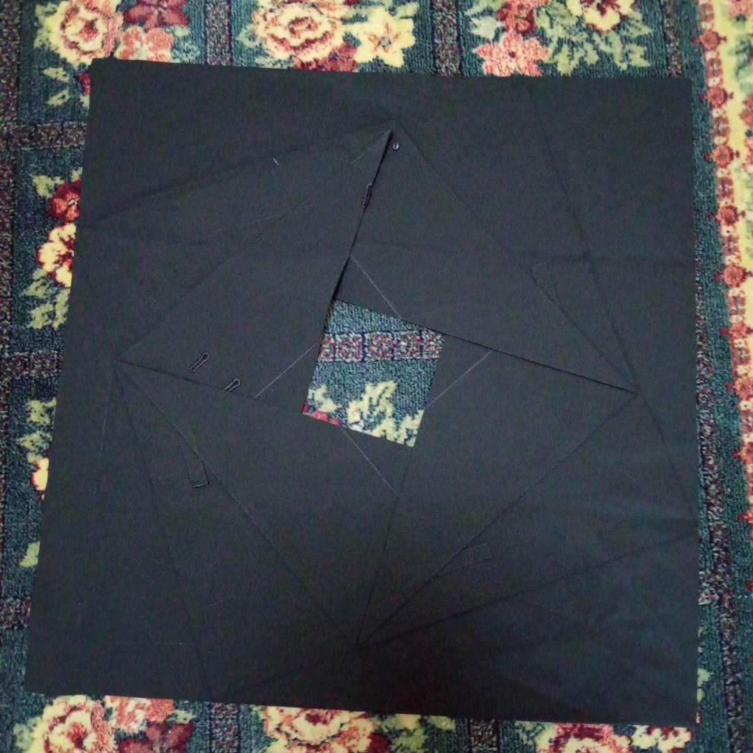 【ちろ】ISSEY MIYAKE　132.5　ケープ(羽織り／ポンチョ)