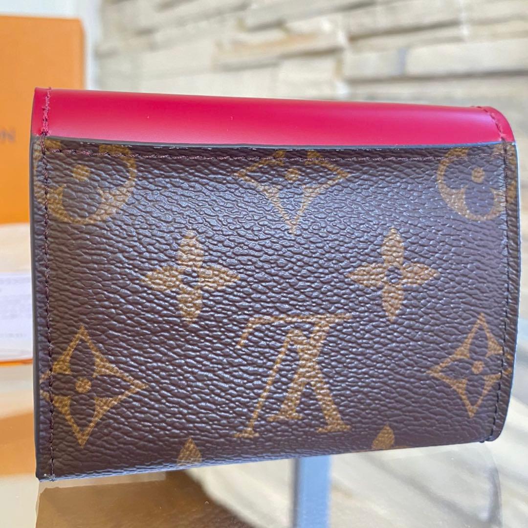 【新品・未使用】ポルトフォイユ・ゾエ　ミニ財布　おり財布　ルイヴィトン