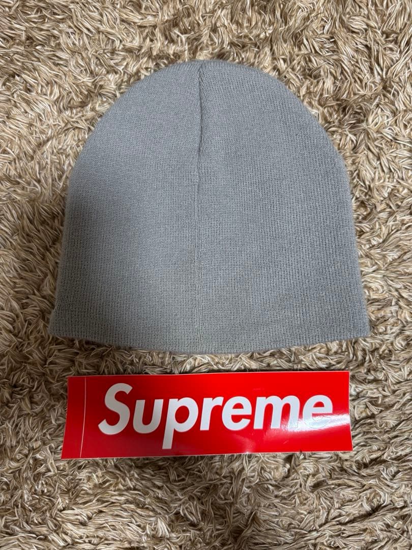 seiraちゃん着用　supremeビーニー