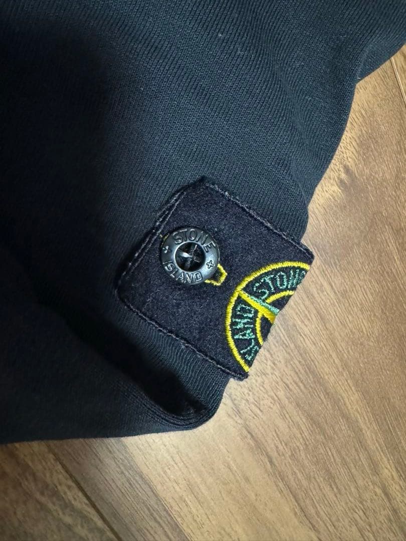 STONE  ストーンアイランド　ブラック トレーナー　XS