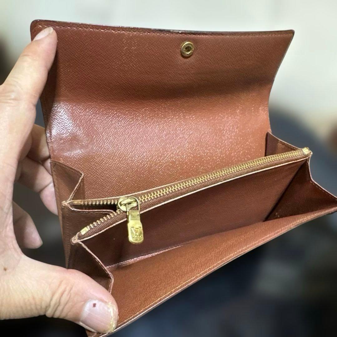 23☆良品☆カード2枚タイプ♪サラ長財布