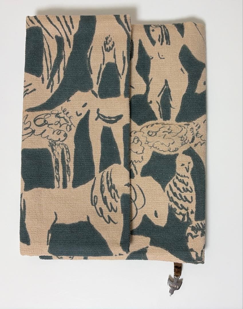 新品 タグ付 mina perhonen ブックカバー life puzzle