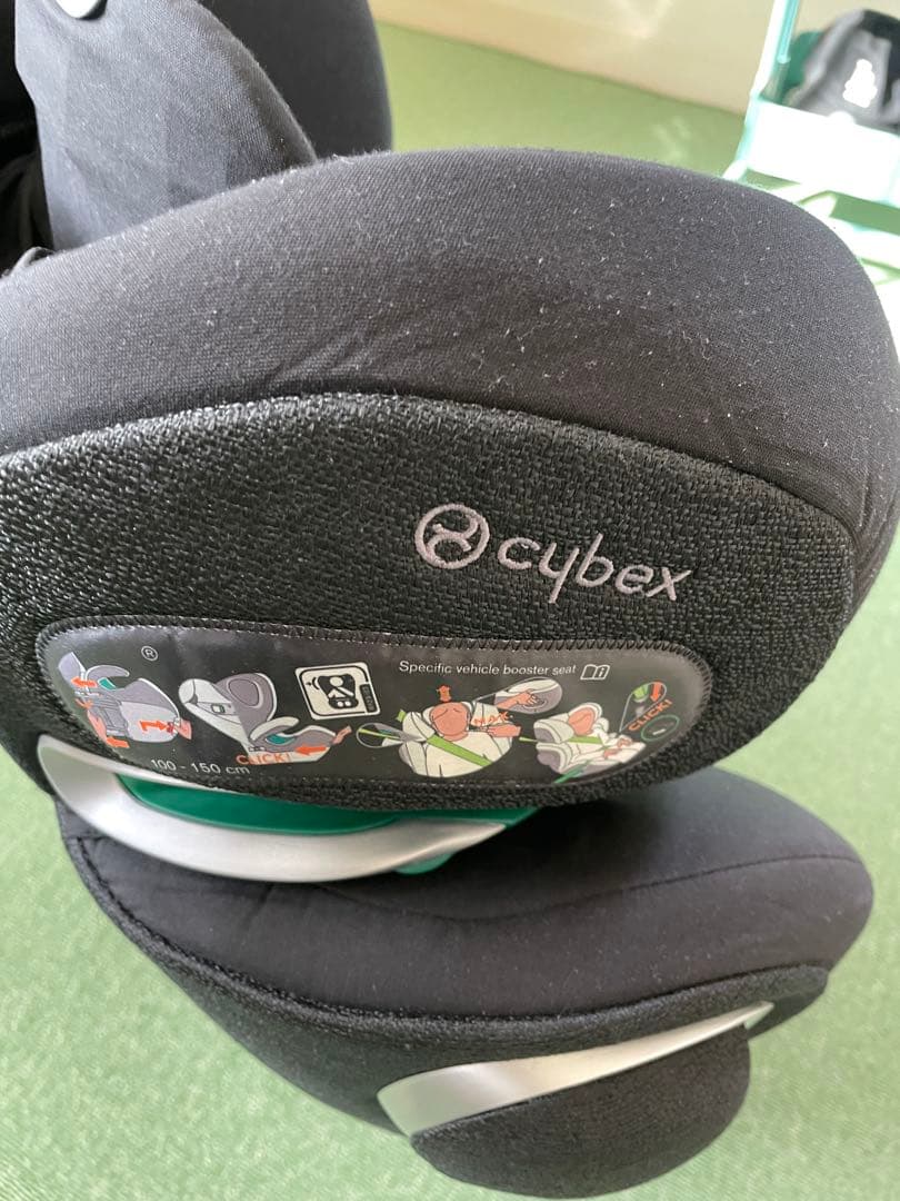 Cybex ジュニアシート ブラック ソリューションZi-FIX