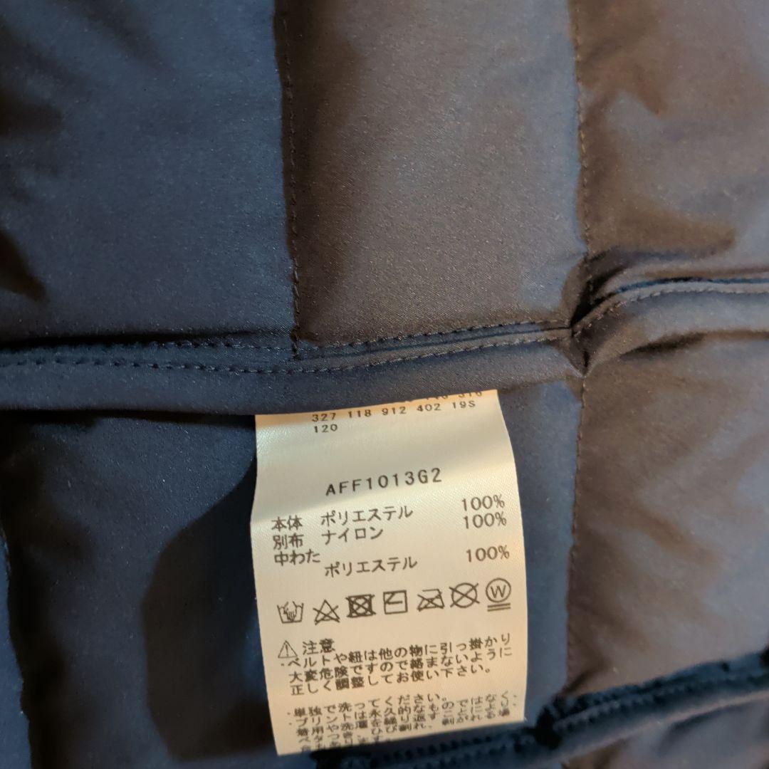 and per se フード付きダウンベスト ネイビー