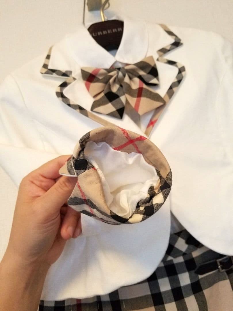 バーバリーキッズフォーマル 未使用近 美品 ベージュ リボンタイ 新品ソックス付