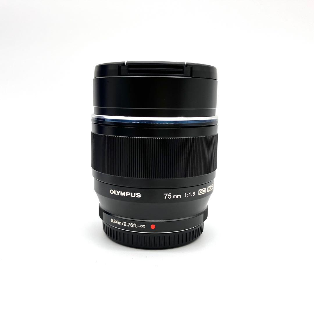 OLYMPUS マイクロフォーサーズ　75mm F1.8