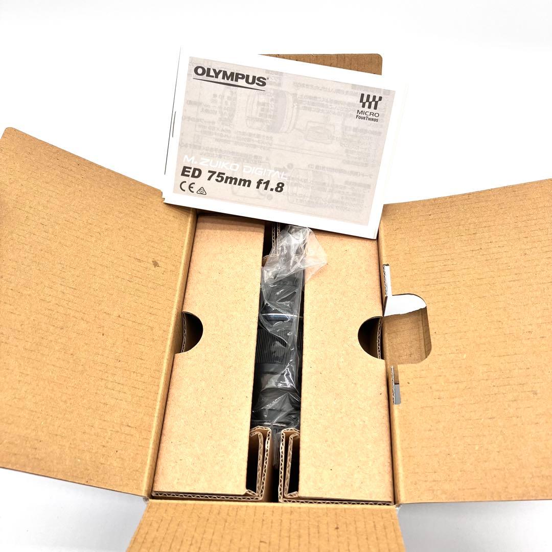 OLYMPUS マイクロフォーサーズ　75mm F1.8