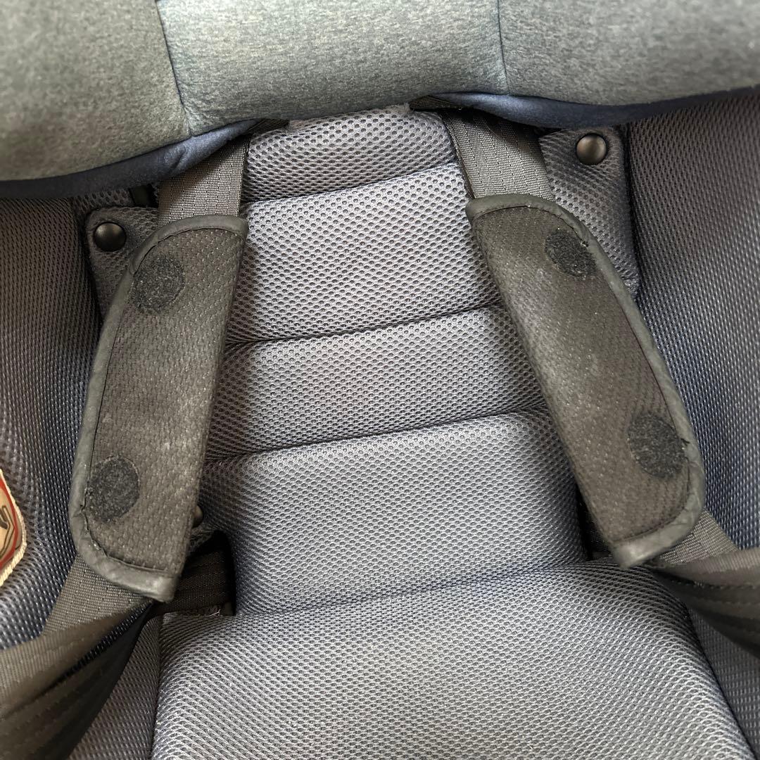 Aprica ISOFIX 車用チャイルドシート グレー