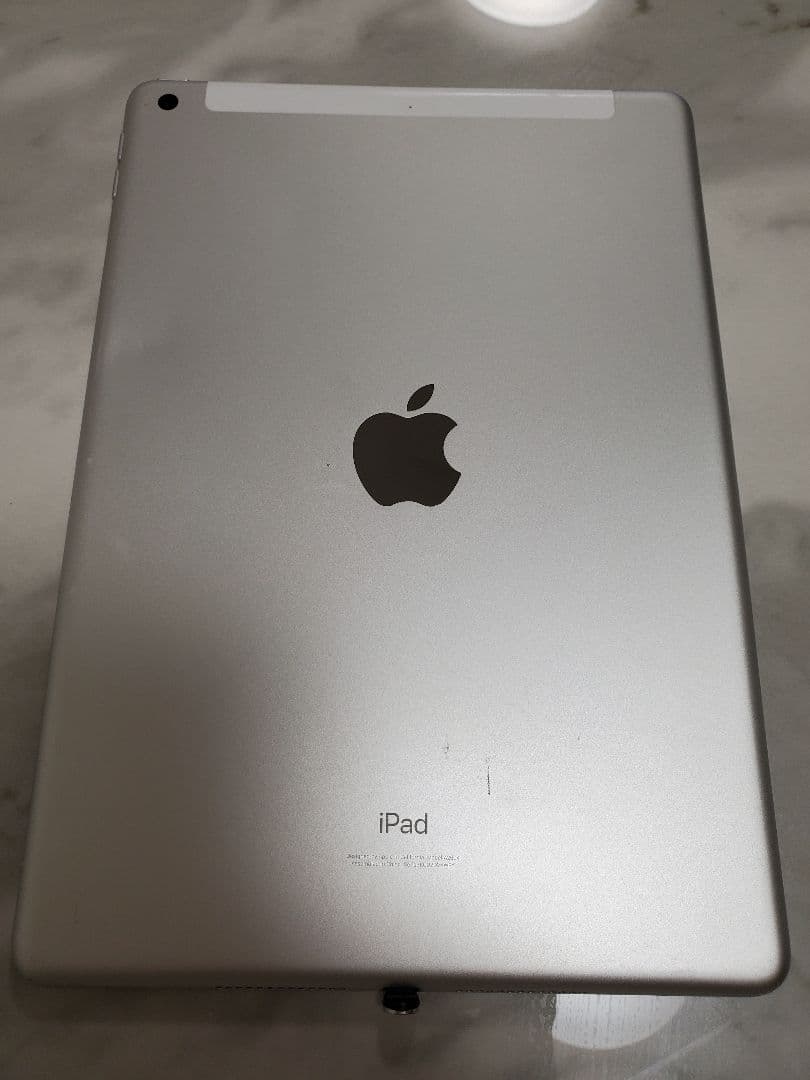 iPad (第9世代) 64GB + タッチペン