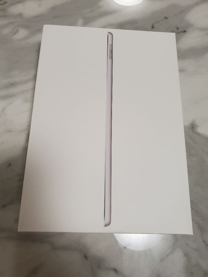 iPad (第9世代) 64GB + タッチペン