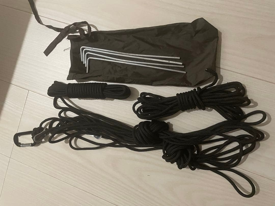 DD Tarp 4x4 コヨーテブラウン　5mロープ4本付き