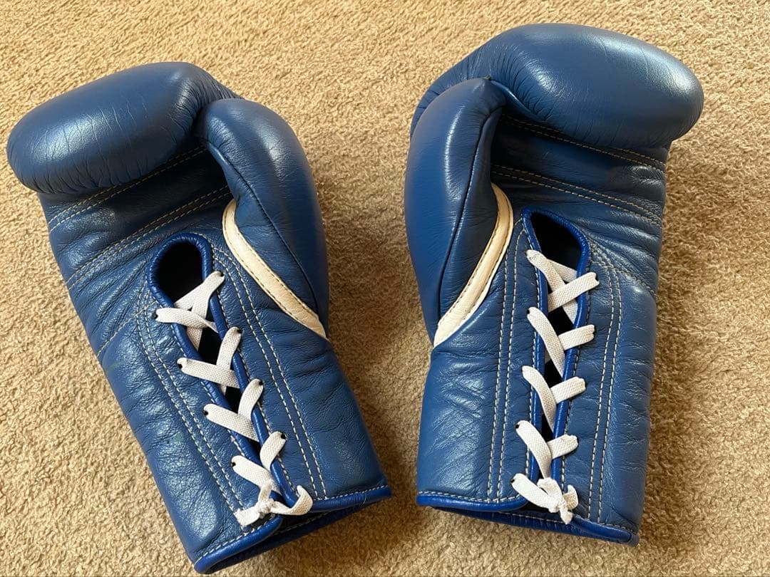 お値下げ　Winning ボクシンググローブ 10 oz 日本製