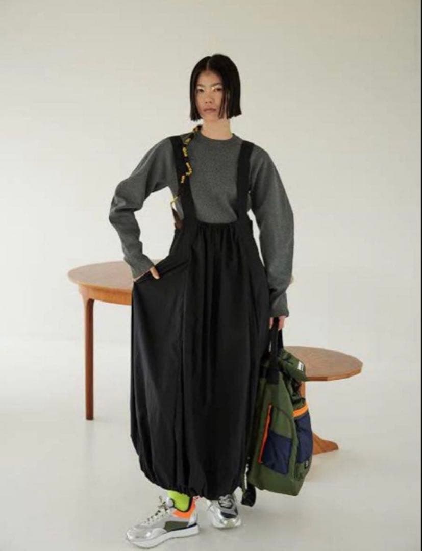 美品 OMMO QUILTING BALLOON OP ブラック