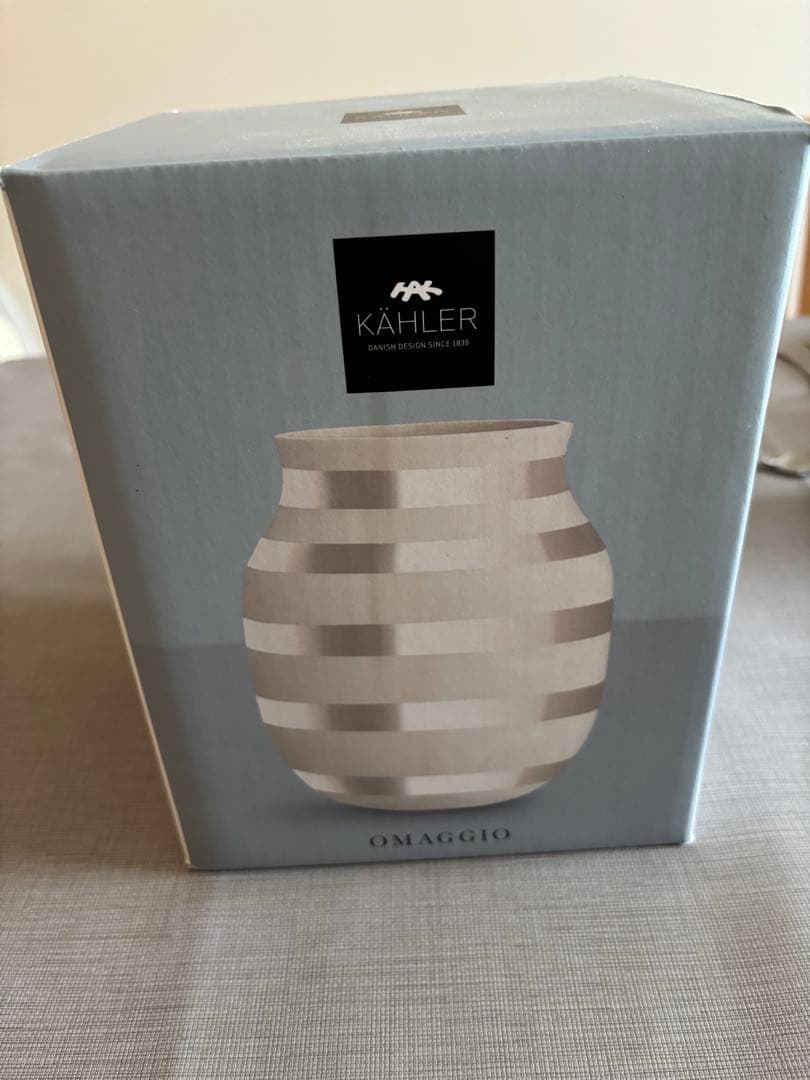 美品 Kähler Omaggio Mサイズ パール ホワイト花瓶 オマジオ