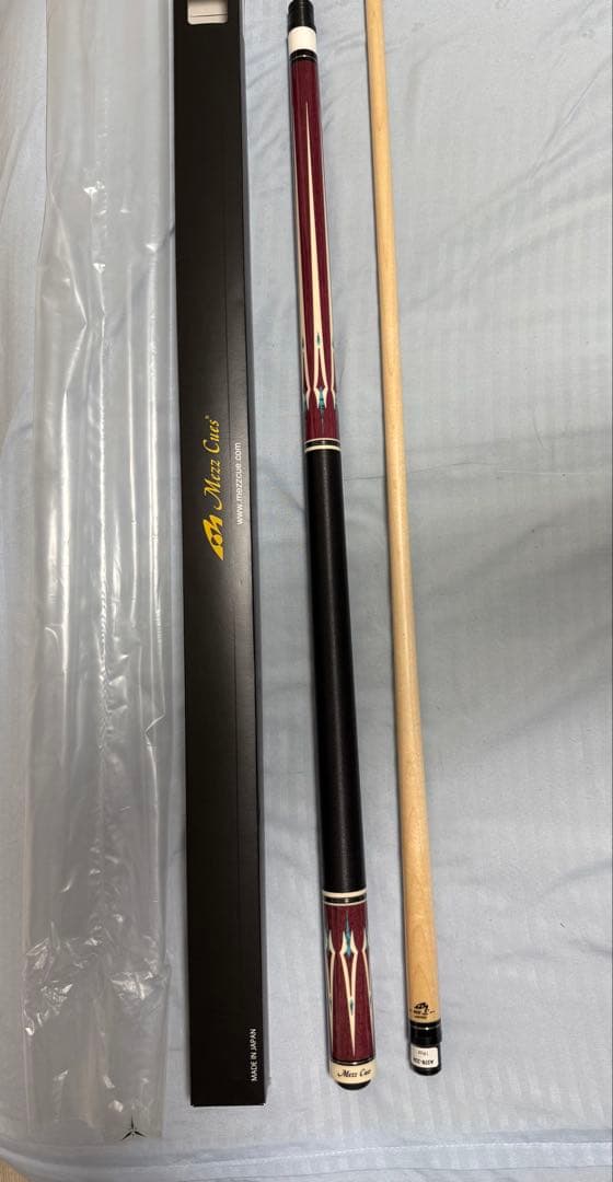 ビリヤードキュ