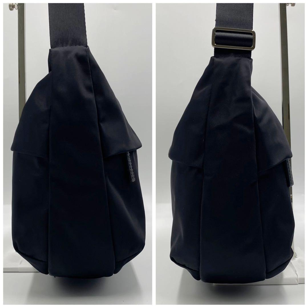 美品★agnès b. アニエス・ベーナイロンショルダーバッグ★128