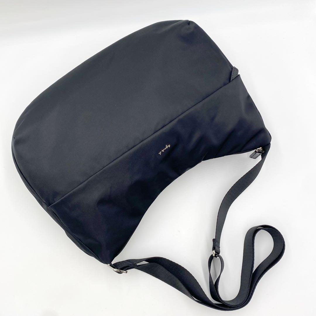 美品★agnès b. アニエス・ベーナイロンショルダーバッグ★128