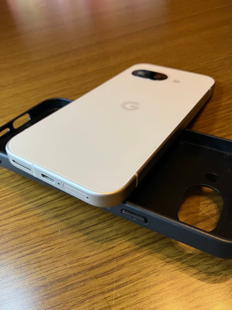 美品●Google Pixel 9a 本体　白