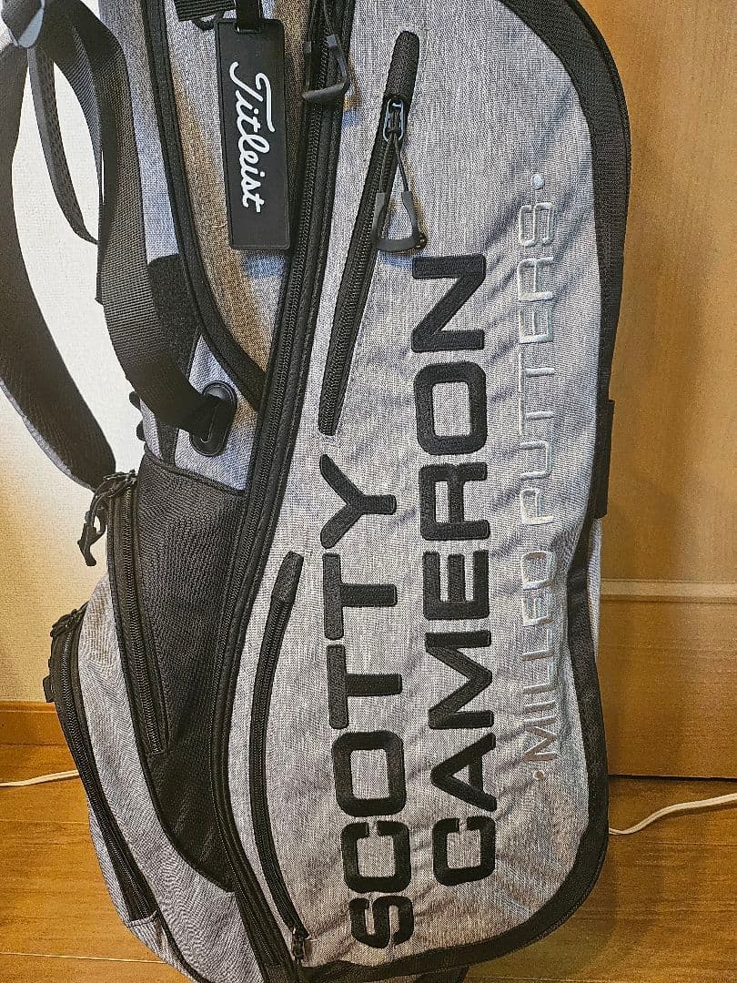 スタンド式ゴルフバッグ グレー・ブラック