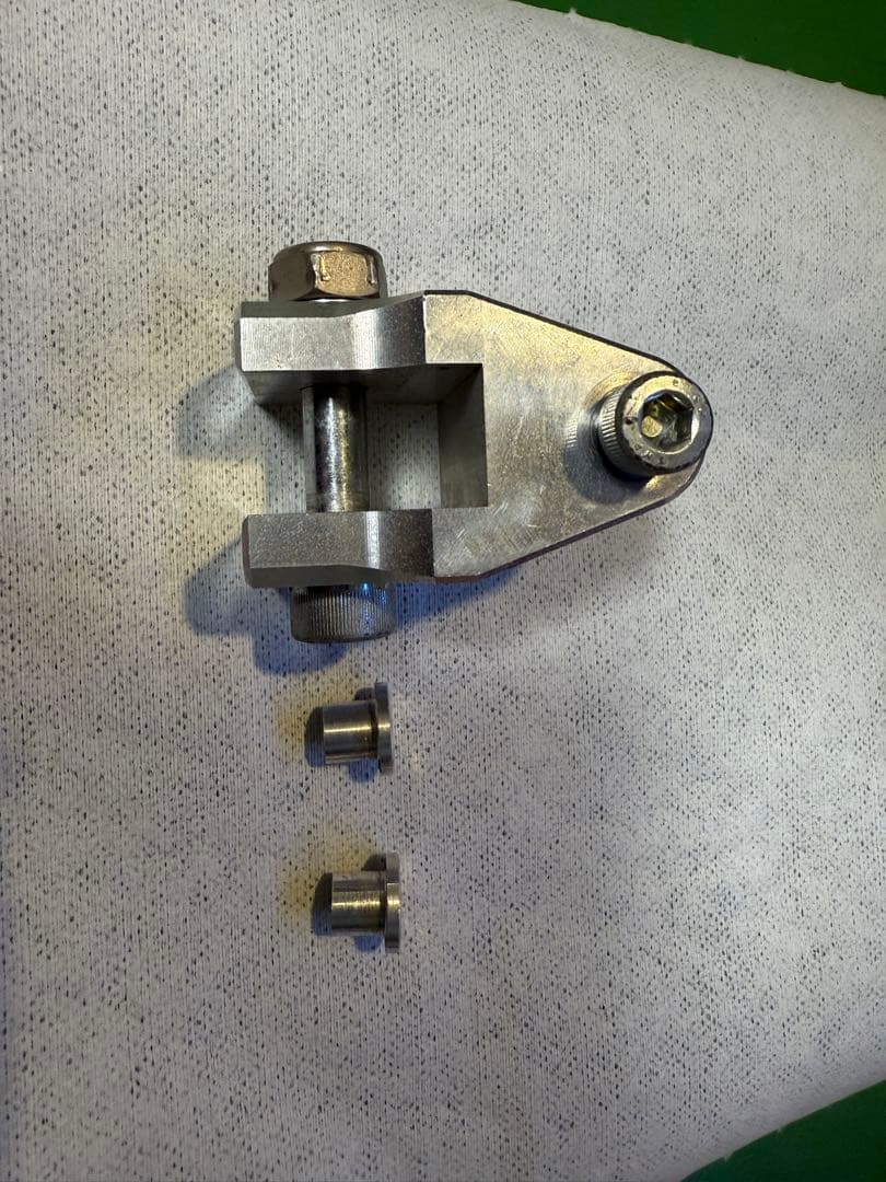 ダイレクトドットコムレーシングNS50F用アダプタ（NSF100純正サス装着用）