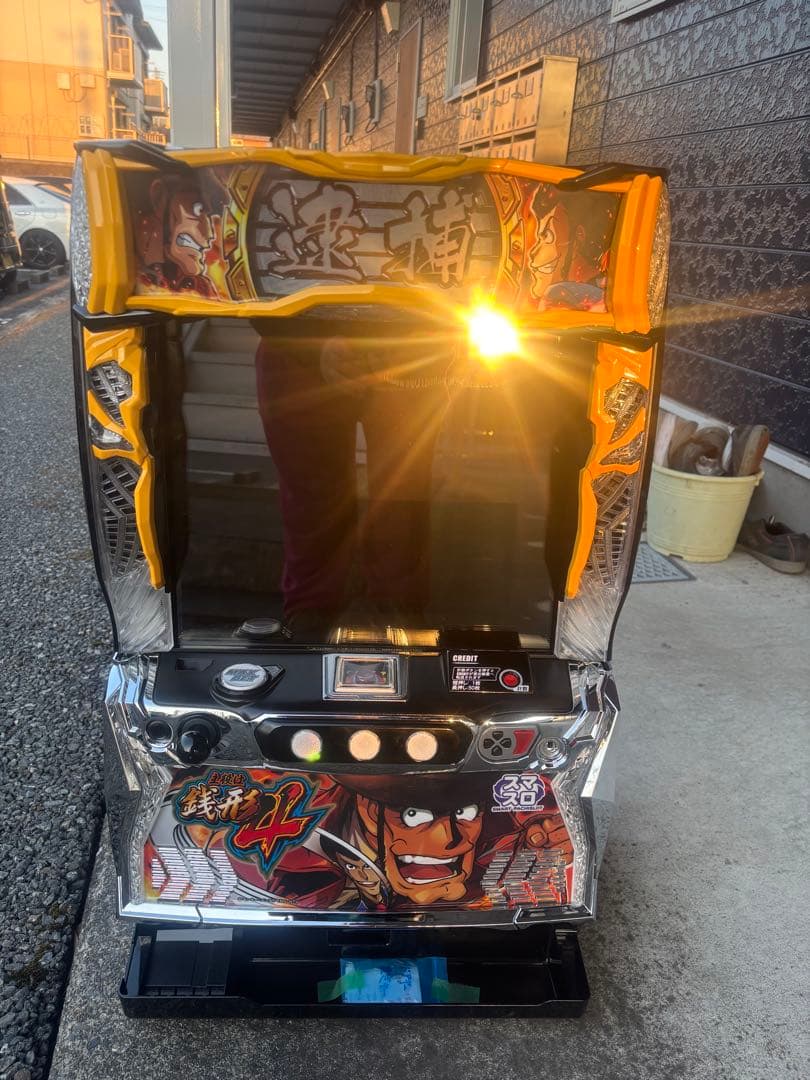 アカエル出品スマスロ主役は銭形４データカウンター対応、バイブスイッチ付