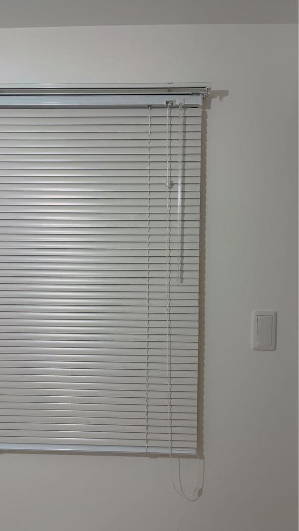 タチカワブラインド　ホワイト　アルミブラインド