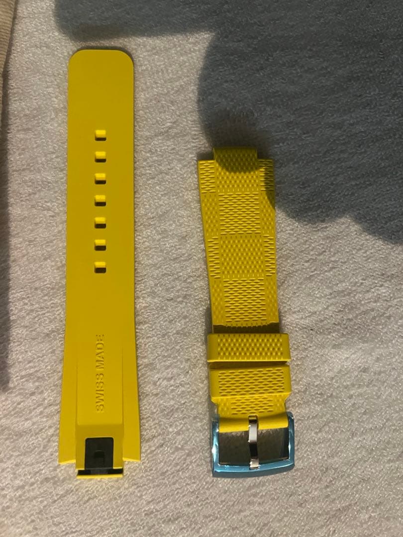 Louis Vuitton イエロー ラバーベルト