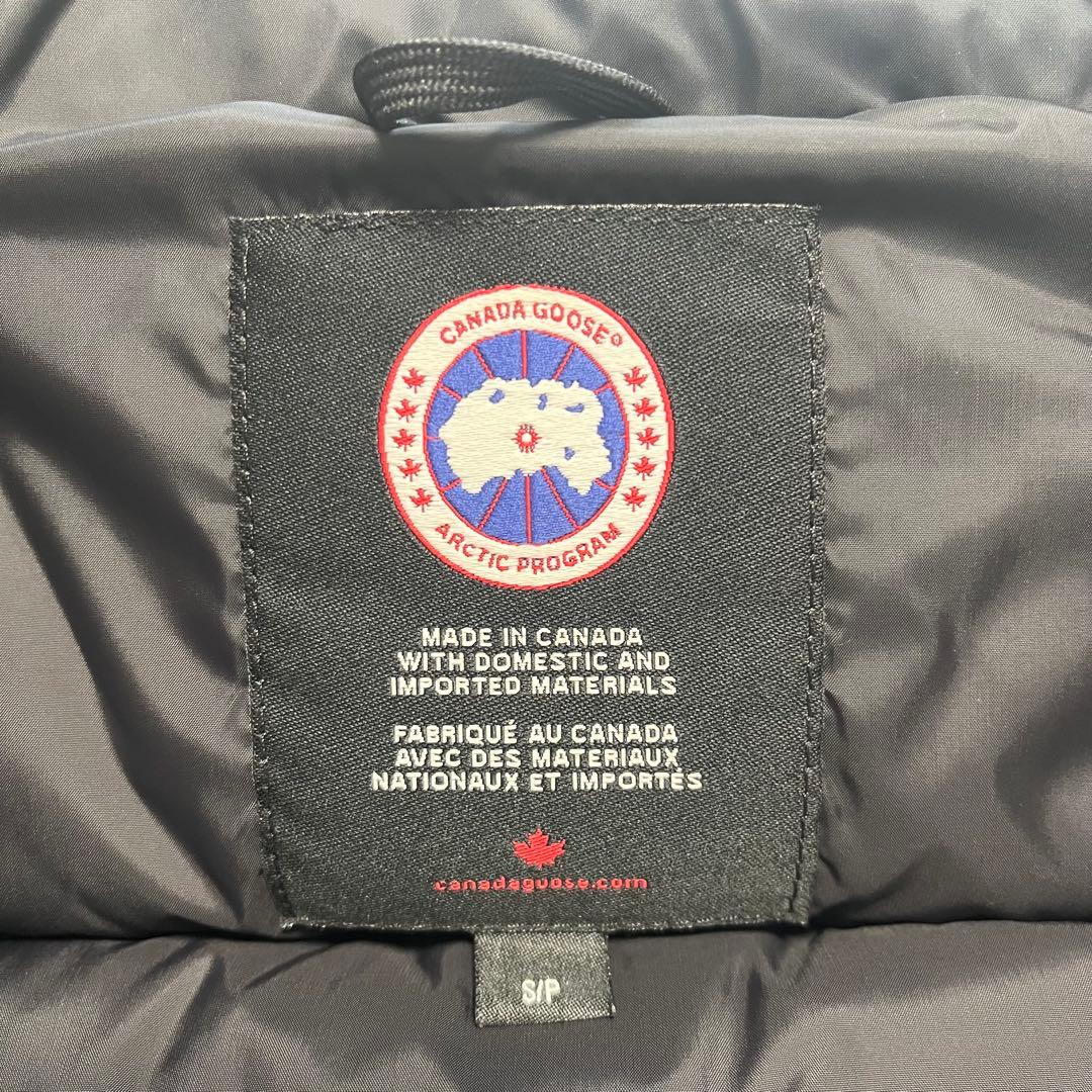 【美品✨】カナダグース 黒 ダウンベスト　レディース　S ブラック