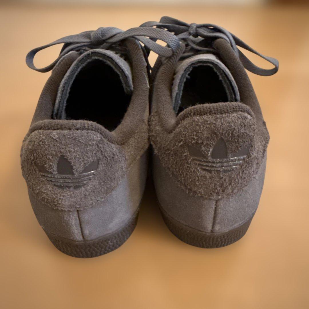 完売品　adidas アディダス　GAZELLE ガゼル　チャコールブラウン