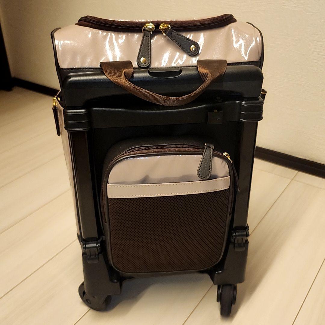 Swany 　スワニー　キャリーケース　ハンドルサック付き