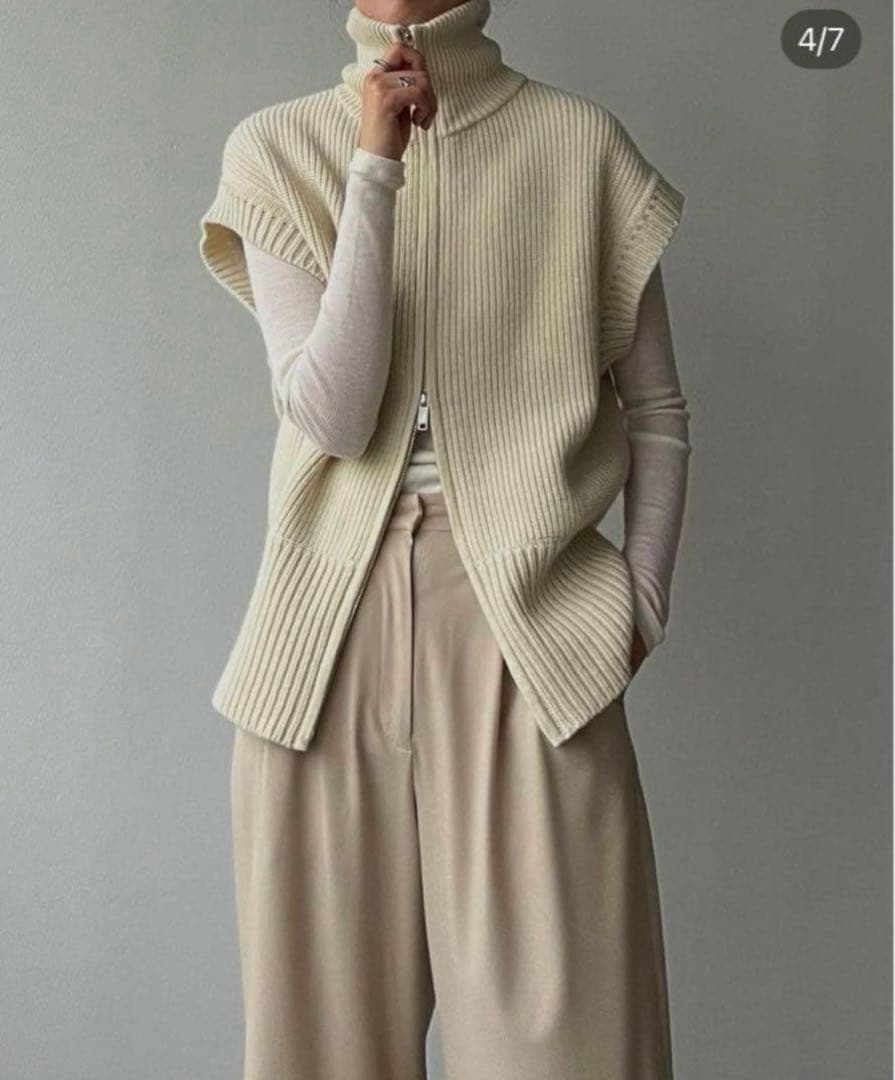 みんです　 clane zipcollarknitvest サイズ2