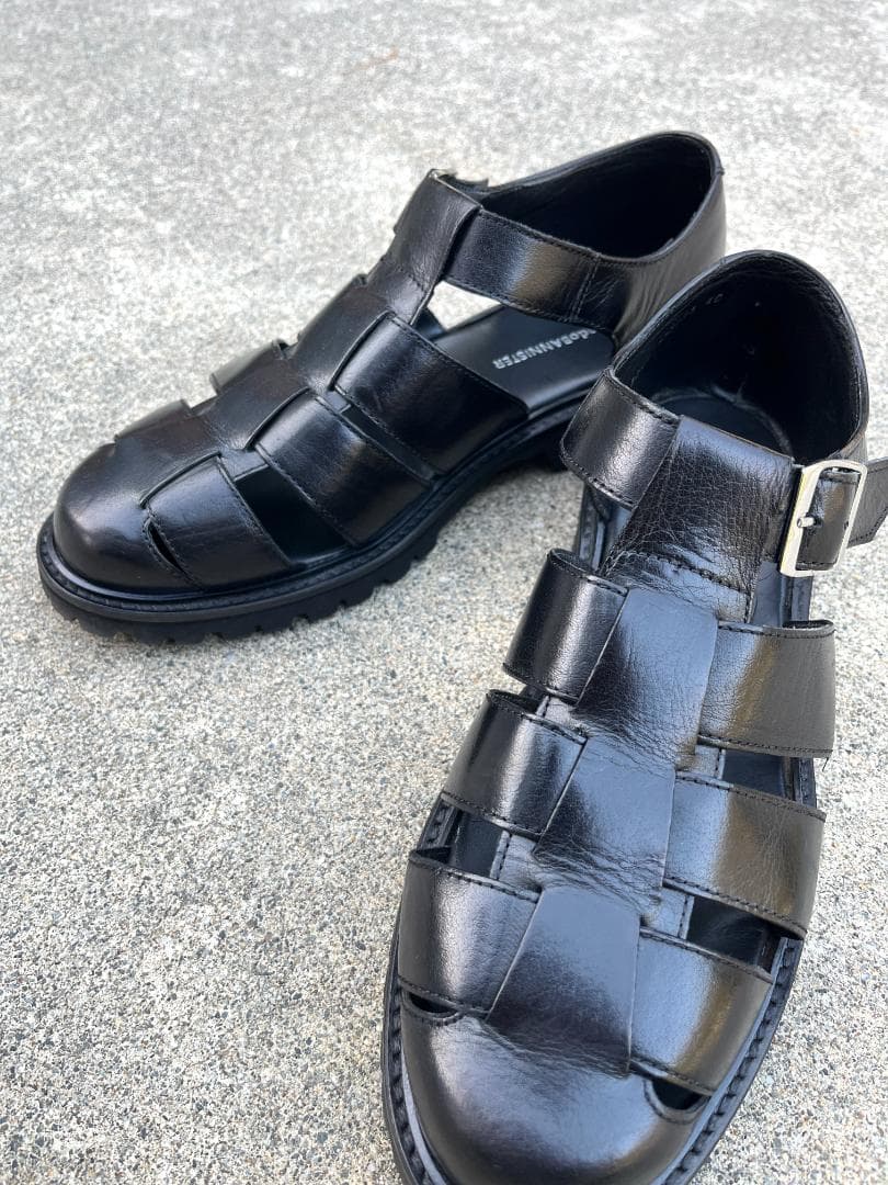 【使用回数2回のみ】alfredoBANNISTER 本革 グルカサンダル