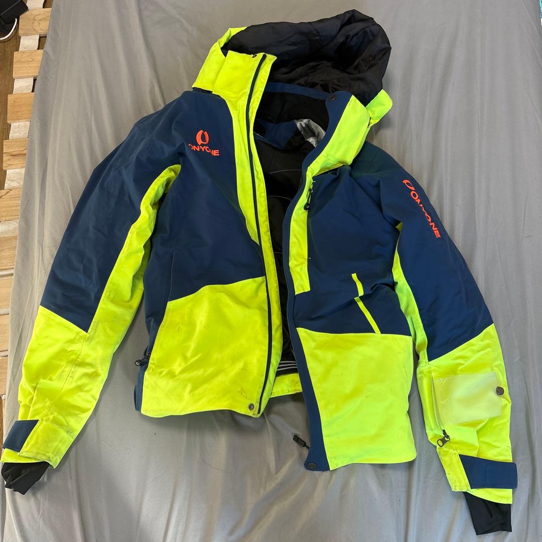 ONONE スキーウェア ネイビー/イエロー上下