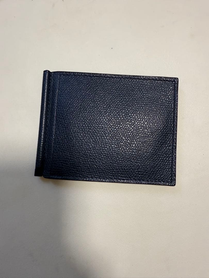 くるよん　Valextra ネイビー 二つ折り財布