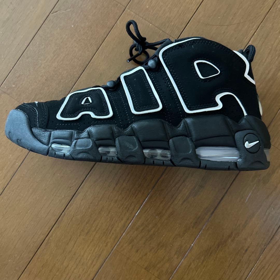 ナイキ エア モア アップテンポ 24.5cm
